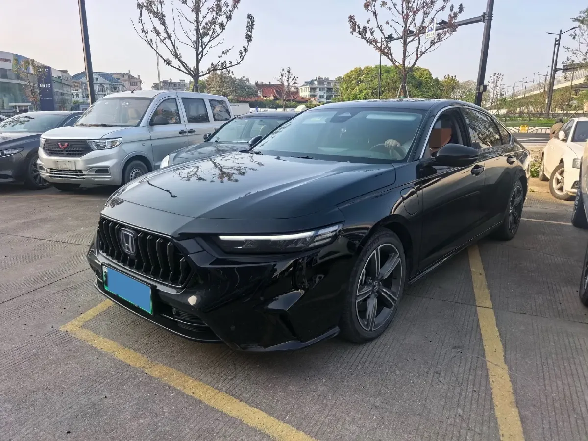2023 Honda Inspire 2.0L 148HP L4 E-CVT PHEV,autocango,china used car exporter,china ev exporter,chinese used car exporter,chinese used ev exporter