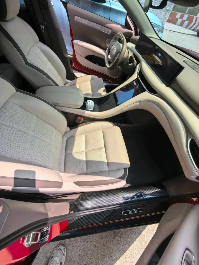 2025 IM L6 BEV,autocango,china used car exporter,china ev exporter,chinese used car exporter,chinese used ev exporter