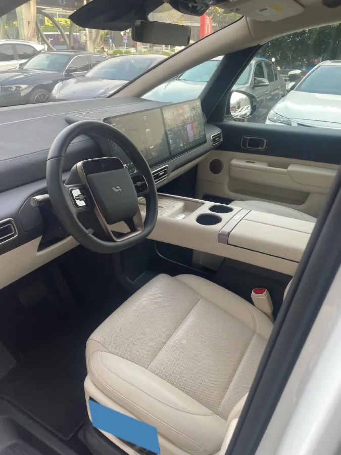 2025 Li MEGA BEV,autocango,china used car exporter,china ev exporter,chinese used car exporter,chinese used ev exporter