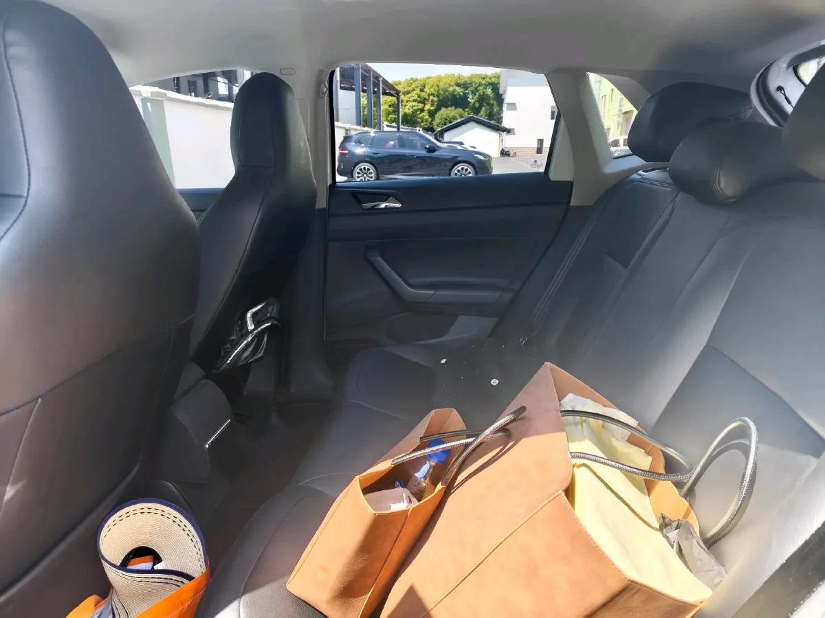 2023 Volkswagen Polo 1.5L 113HP L4 6AT,autocango,china used car exporter,china ev exporter,chinese used car exporter,chinese used ev exporter