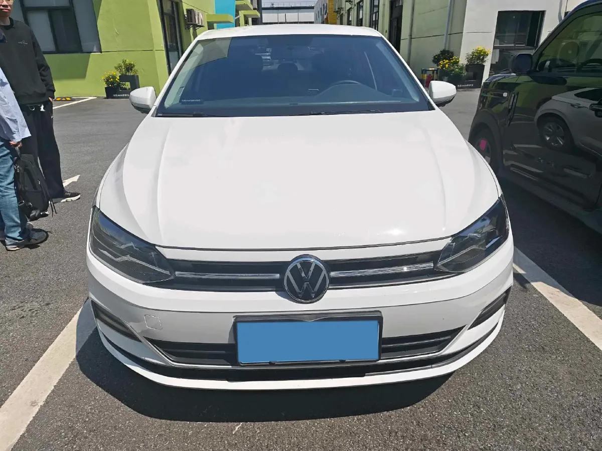2023 Volkswagen Polo 1.5L 113HP L4 6AT,autocango,china used car exporter,china ev exporter,chinese used car exporter,chinese used ev exporter