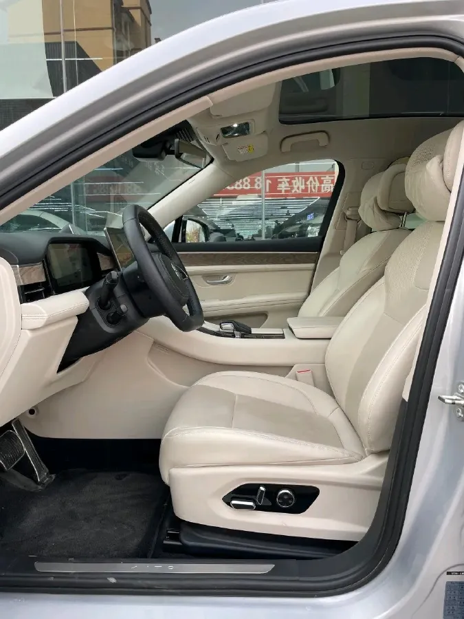2022 AITO AITO M5 Range Extended 125HP REEV 40KWH,autocango,china used car exporter,china ev exporter,chinese used car exporter,chinese used ev exporter