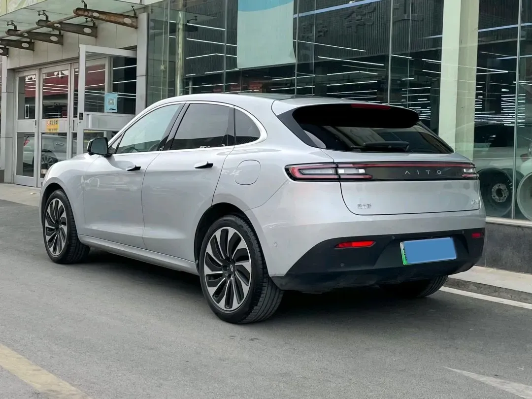 2022 AITO AITO M5 Range Extended 125HP REEV 40KWH,autocango,china used car exporter,china ev exporter,chinese used car exporter,chinese used ev exporter