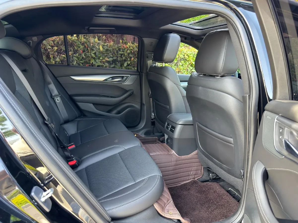 2024 Cadillac CT5 2.0T 237HP L4 10AT,autocango,china used car exporter,china ev exporter,chinese used car exporter,chinese used ev exporter