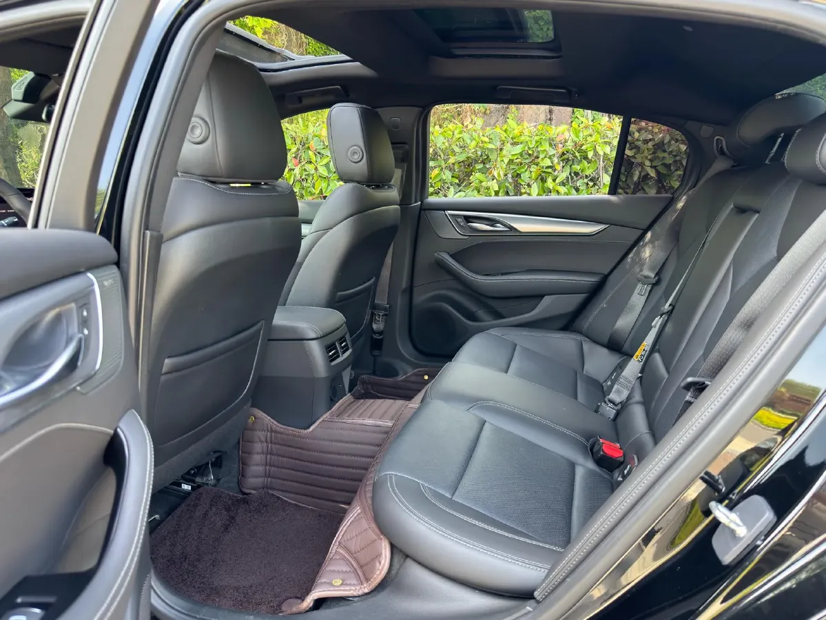 2024 Cadillac CT5 2.0T 237HP L4 10AT,autocango,china used car exporter,china ev exporter,chinese used car exporter,chinese used ev exporter