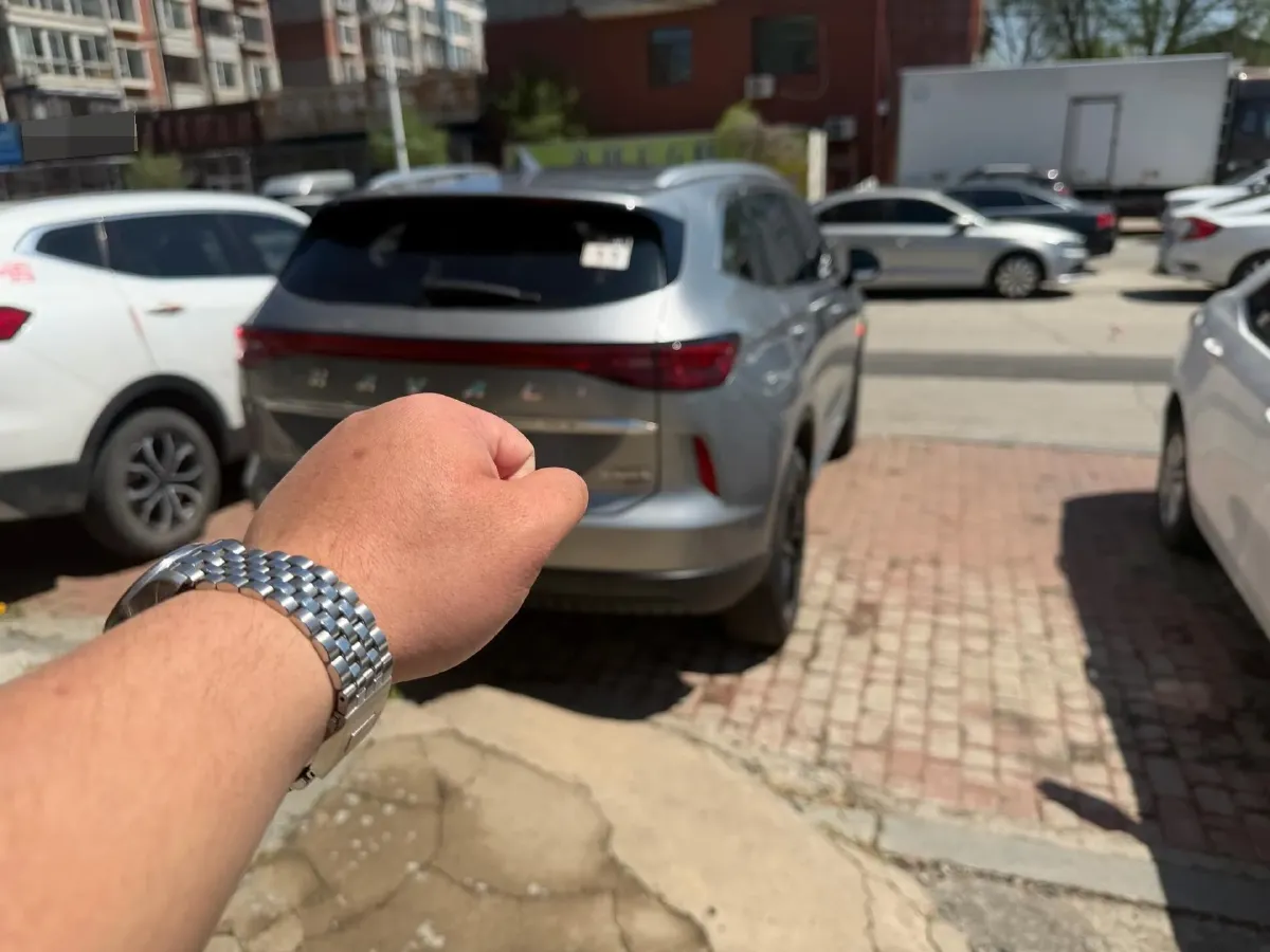 2021 Haval H6 2.0T 211HP L4 7DCT,autocango,china used car exporter,china ev exporter,chinese used car exporter,chinese used ev exporter