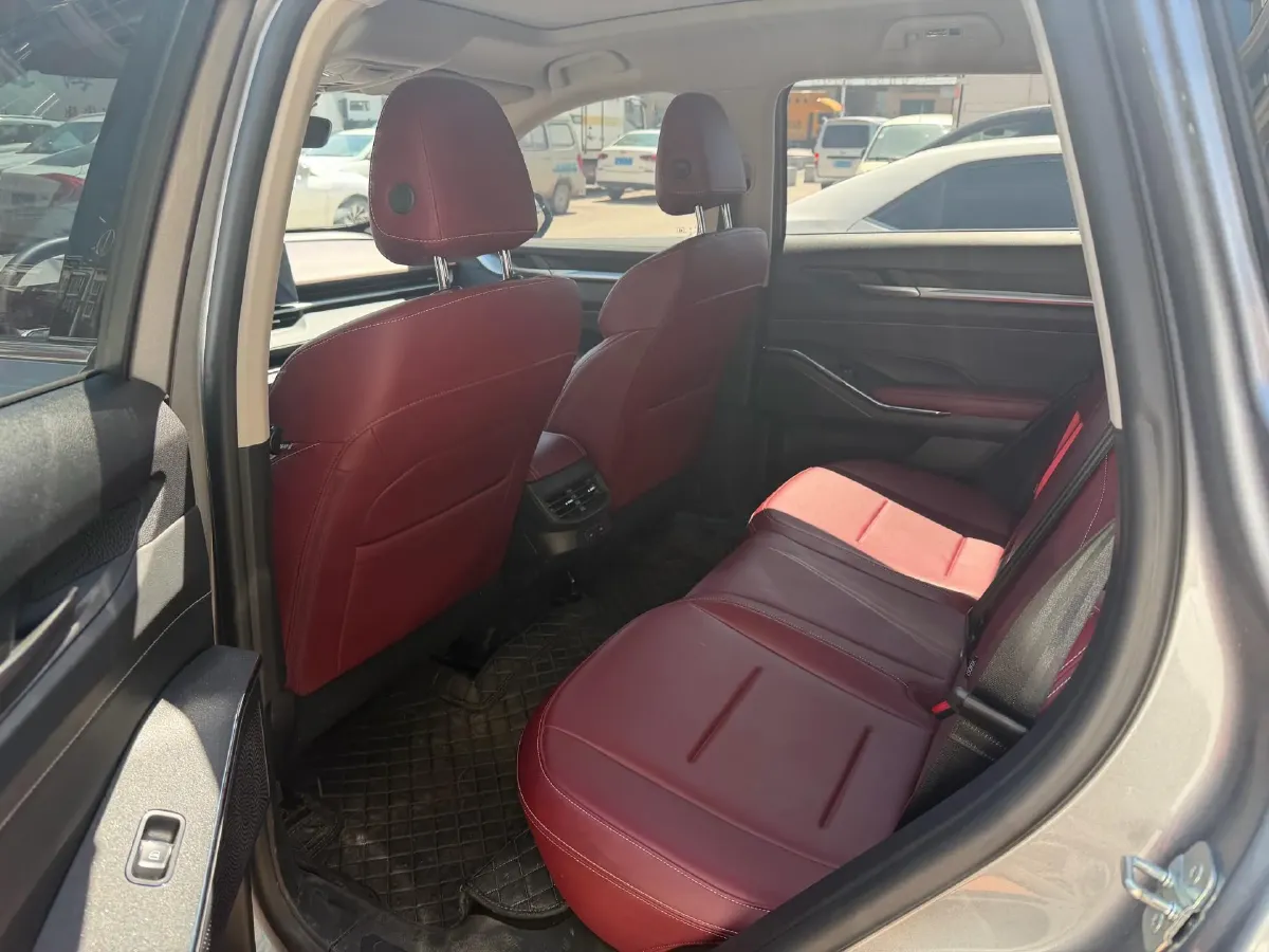 2021 Haval H6 2.0T 211HP L4 7DCT,autocango,china used car exporter,china ev exporter,chinese used car exporter,chinese used ev exporter