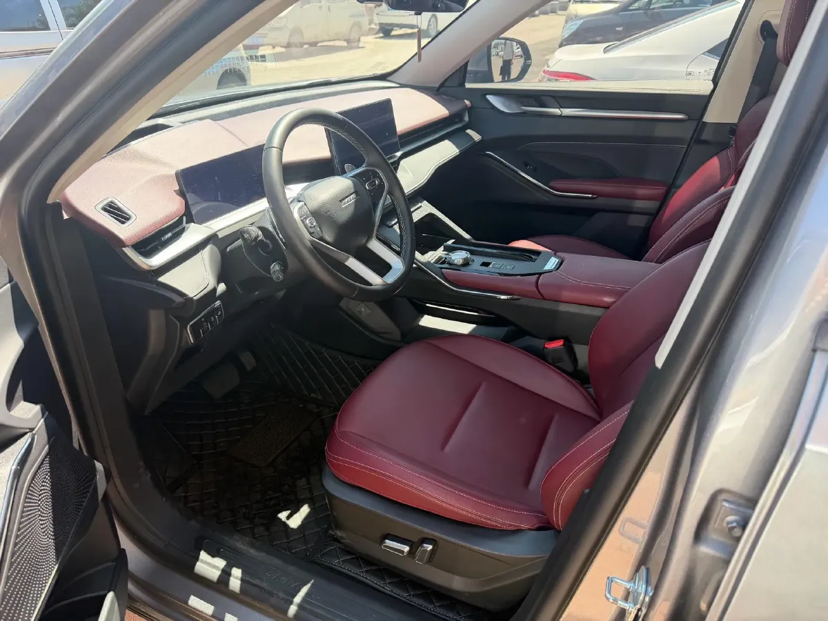 2021 Haval H6 2.0T 211HP L4 7DCT,autocango,china used car exporter,china ev exporter,chinese used car exporter,chinese used ev exporter