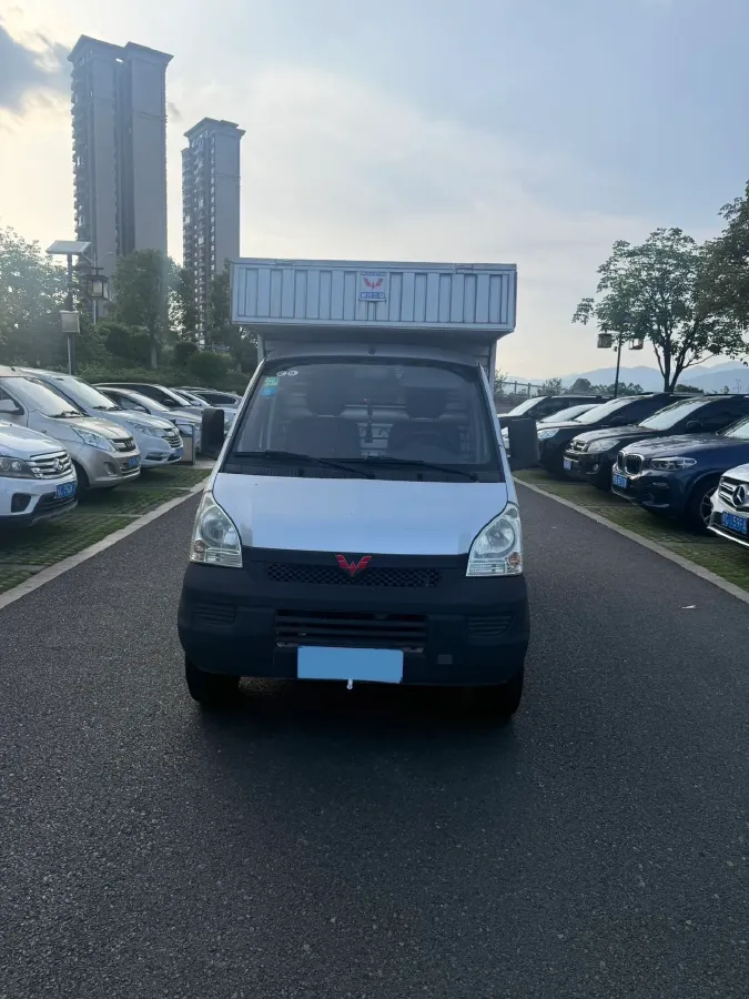 2016 WuLing ZhiGuang Mini Truck 1.2L 82HP L4 5MT,autocango,china used car exporter,china ev exporter,chinese used car exporter,chinese used ev exporter