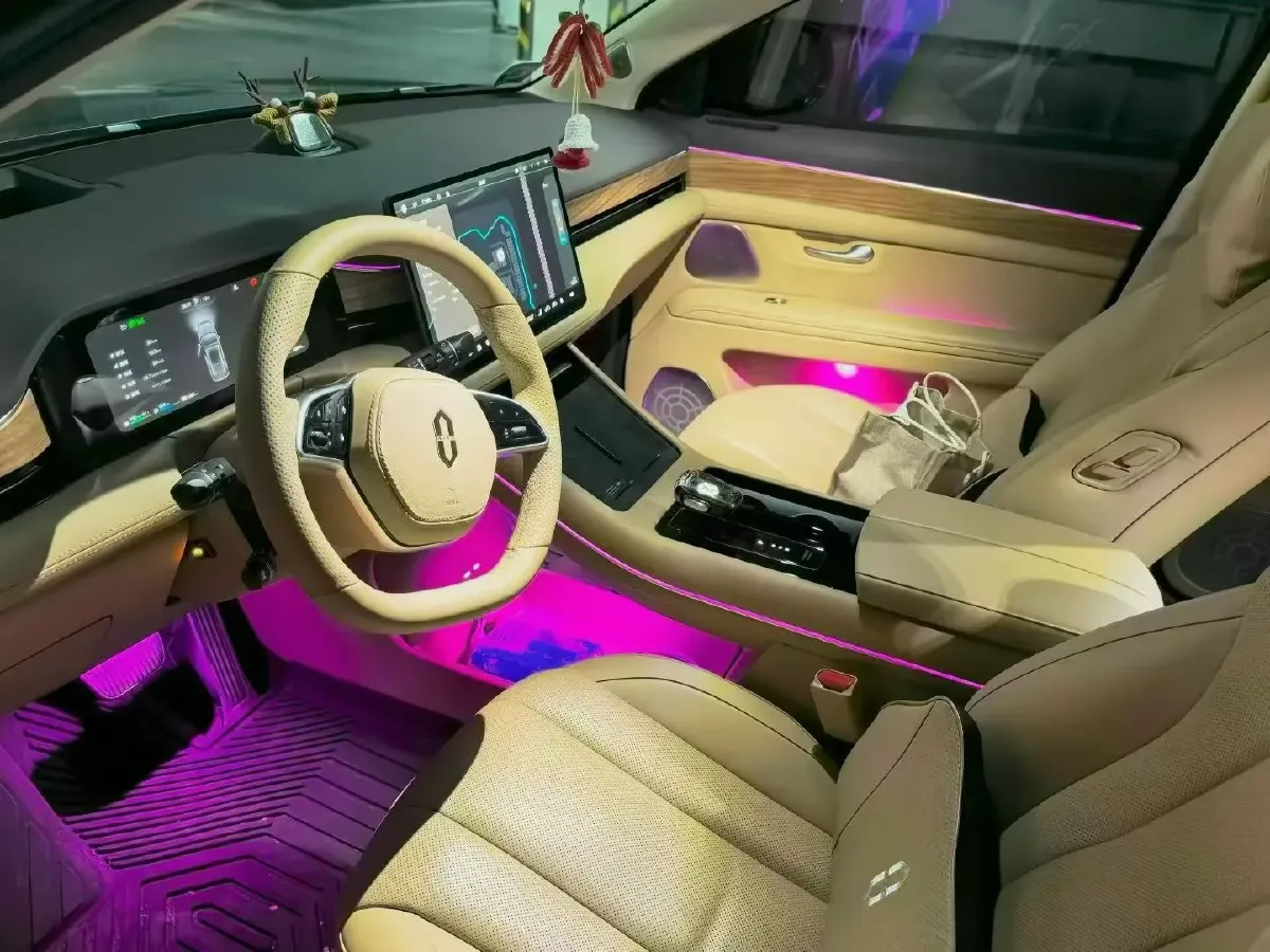 2024 AITO AITO M7 1.5T 152HP L4 REEV 40KWH,autocango,china used car exporter,china ev exporter,chinese used car exporter,chinese used ev exporter