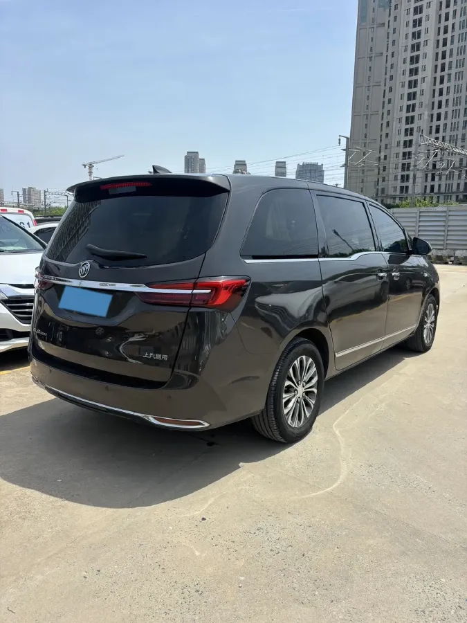 2021 Buick GL8 2.0T 237HP L4 9AT,autocango,china used car exporter,china ev exporter,chinese used car exporter,chinese used ev exporter