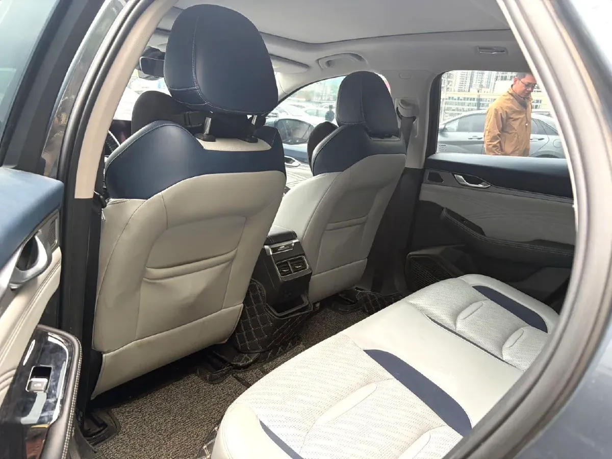 2021 Geely Preface 2.0T 190HP L4 7DCT,autocango,china used car exporter,china ev exporter,chinese used car exporter,chinese used ev exporter