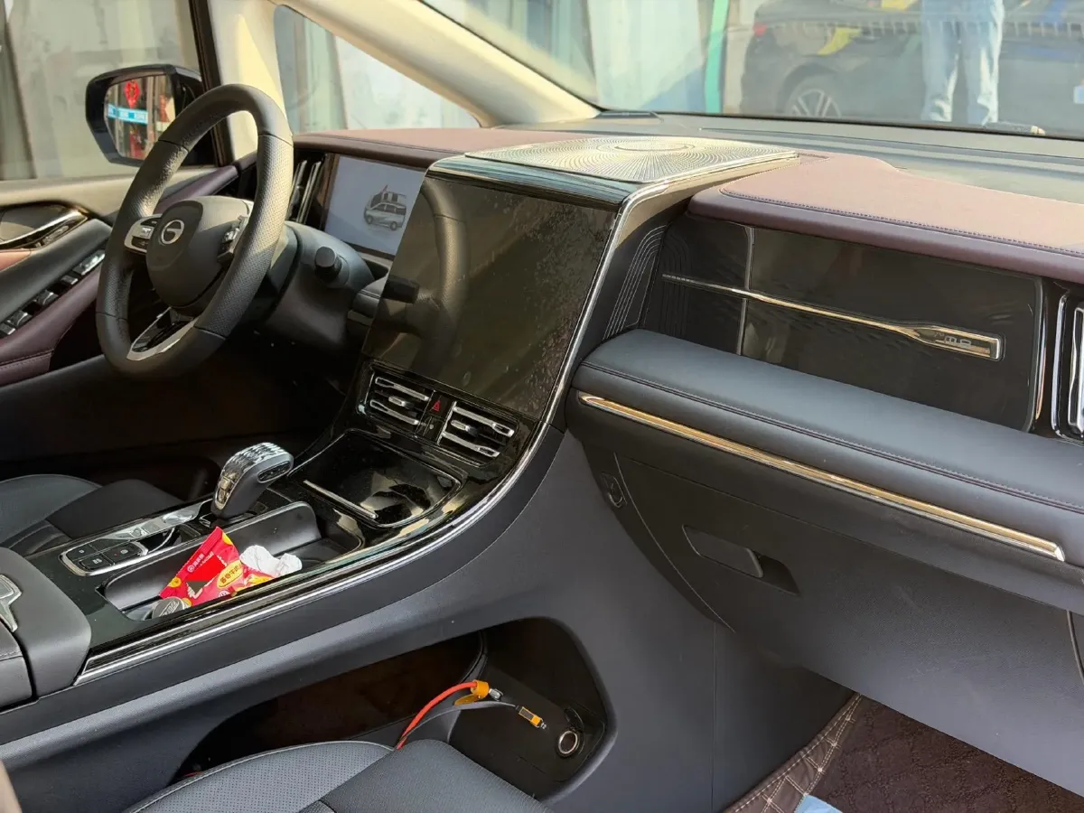 2023 GAC Trumpchi M8 2.0T 252HP L4 8AT,autocango,china used car exporter,china ev exporter,chinese used car exporter,chinese used ev exporter