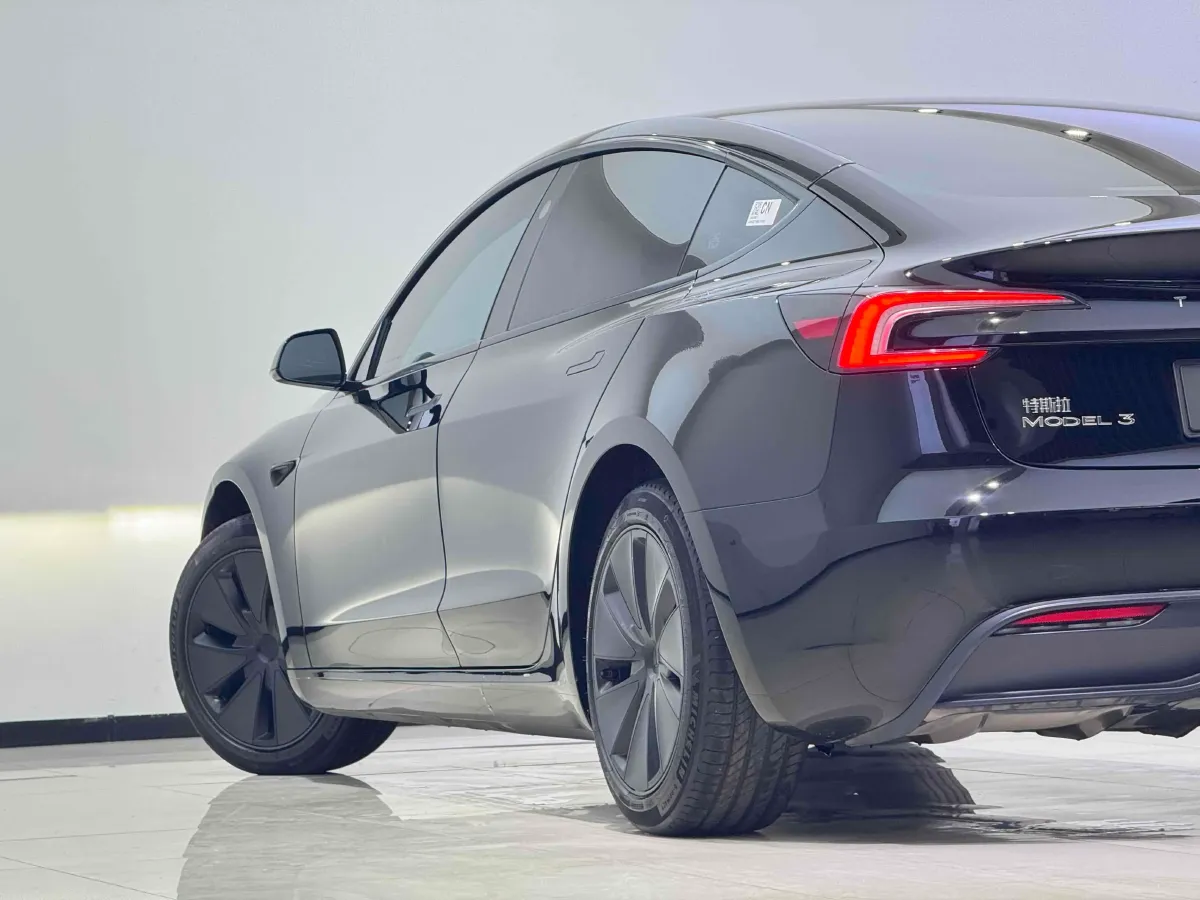 2025 Tesla Model 3 BEV 62.5KWH,autocango,china used car exporter,china ev exporter,chinese used car exporter,chinese used ev exporter