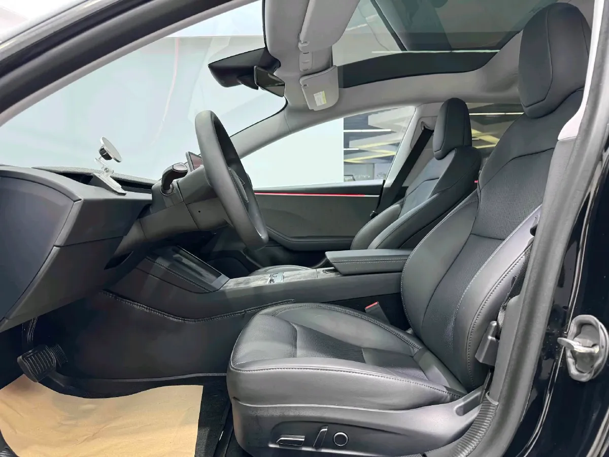 2025 Tesla Model 3 BEV 62.5KWH,autocango,china used car exporter,china ev exporter,chinese used car exporter,chinese used ev exporter