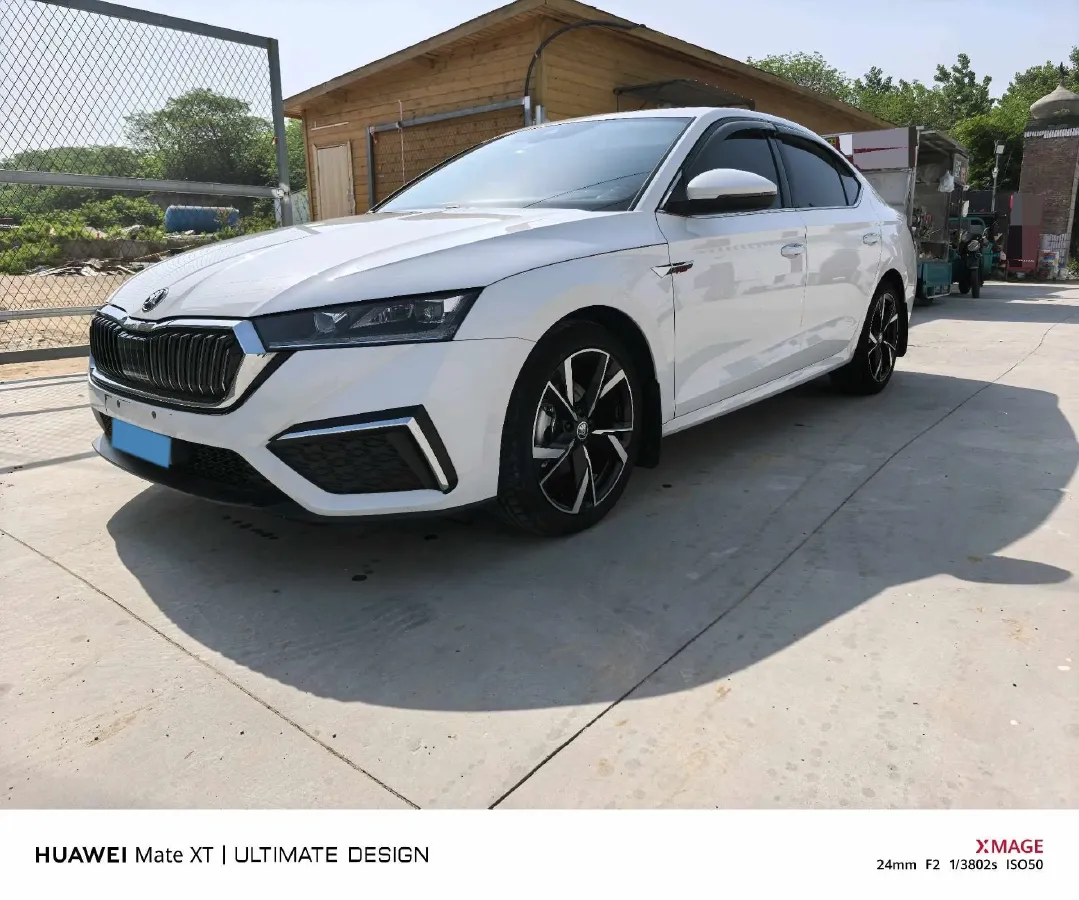 2021 Skoda Octavia 1.4T 150HP L4 7DCT,autocango,china used car exporter,china ev exporter,chinese used car exporter,chinese used ev exporter