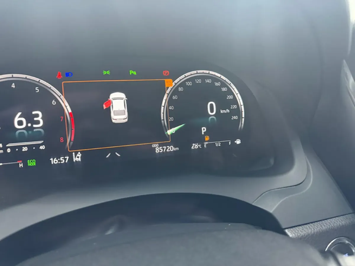 2021 Toyota Camry 2.5L 209HP L4 8AT,autocango,china used car exporter,china ev exporter,chinese used car exporter,chinese used ev exporter