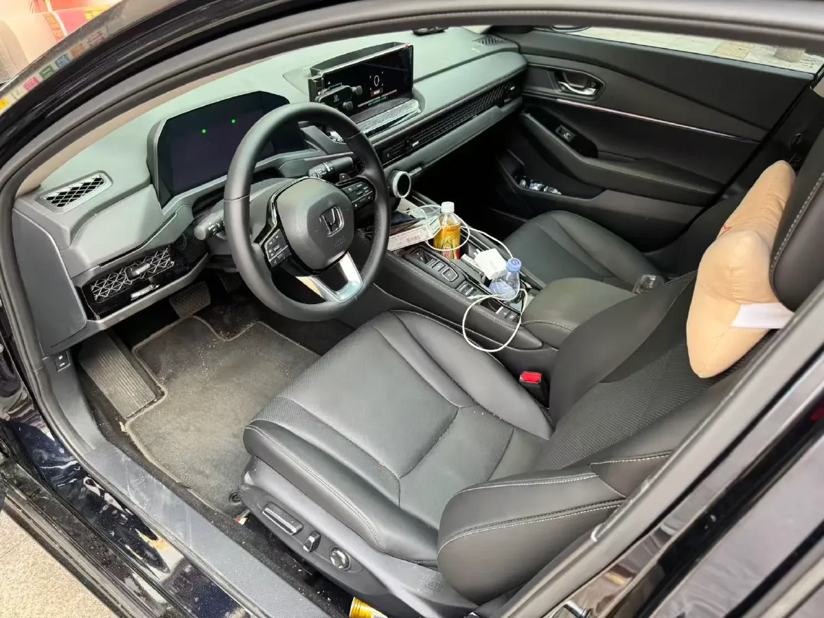 2025 Honda Accord 2.0L 148HP L4 E-CVT PHEV,autocango,china used car exporter,china ev exporter,chinese used car exporter,chinese used ev exporter