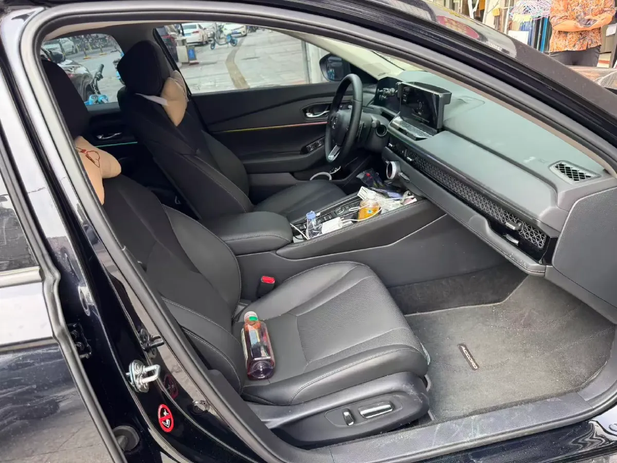2025 Honda Accord 2.0L 148HP L4 E-CVT PHEV,autocango,china used car exporter,china ev exporter,chinese used car exporter,chinese used ev exporter