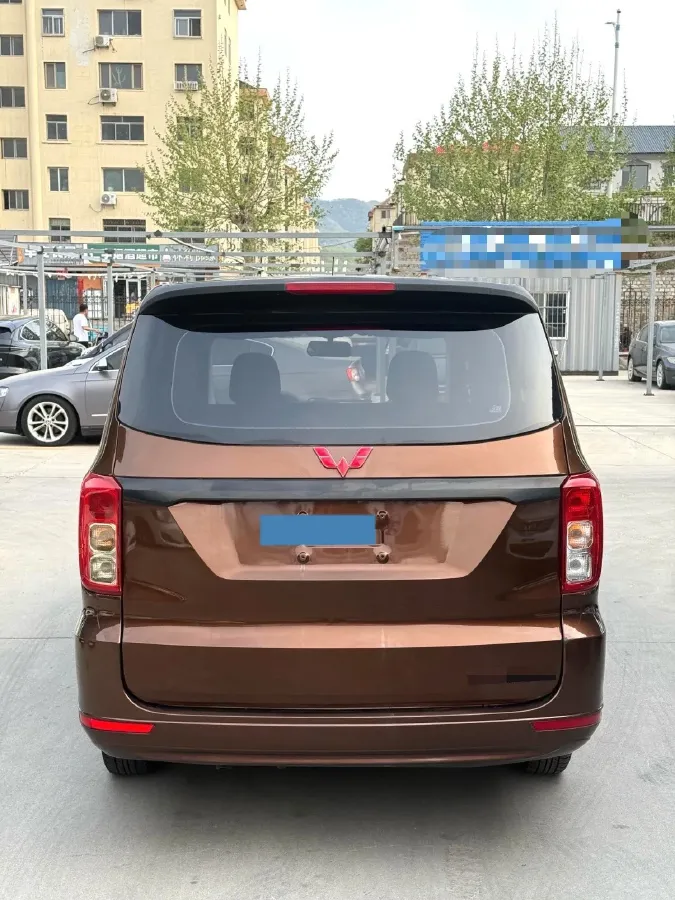 2019 WuLing HongGuang 1.5L 99HP L4 6MT,autocango,china used car exporter,china ev exporter,chinese used car exporter,chinese used ev exporter