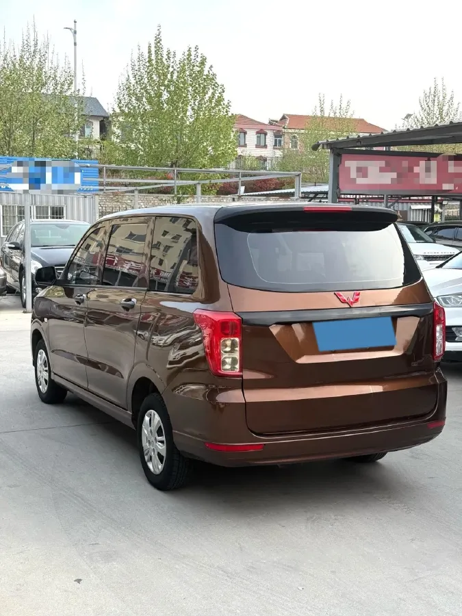 2019 WuLing HongGuang 1.5L 99HP L4 6MT,autocango,china used car exporter,china ev exporter,chinese used car exporter,chinese used ev exporter