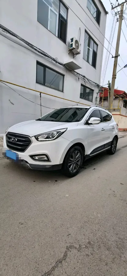 2015 Hyundai ix35 2.0L 165HP L4 6AT,autocango,china used car exporter,china ev exporter,chinese used car exporter,chinese used ev exporter