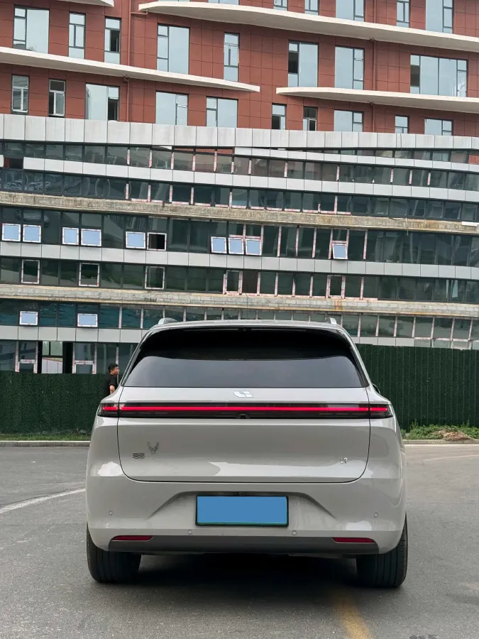 2024 Li L6 Range Extended 154HP L4 REEV 36.8KWH,autocango,china used car exporter,china ev exporter,chinese used car exporter,chinese used ev exporter