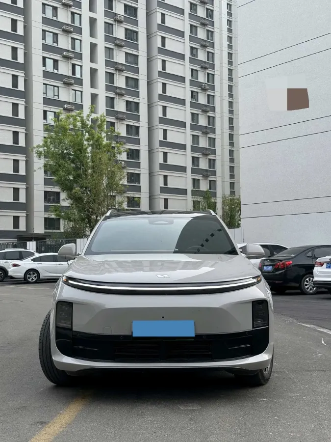 2024 Li L6 Range Extended 154HP L4 REEV 36.8KWH,autocango,china used car exporter,china ev exporter,chinese used car exporter,chinese used ev exporter