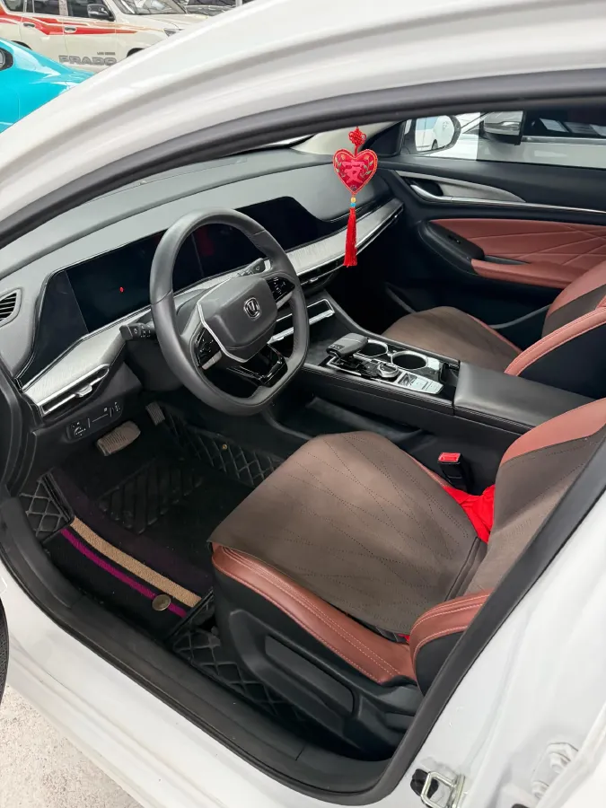 2022 ChangAn Eado 1.4T 160HP L4 7DCT,autocango,china used car exporter,china ev exporter,chinese used car exporter,chinese used ev exporter