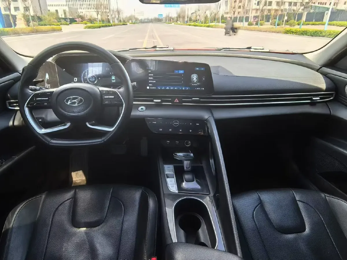 2022 Hyundai Elantra 1.5L 115HP L4 CVT,autocango,china used car exporter,china ev exporter,chinese used car exporter,chinese used ev exporter