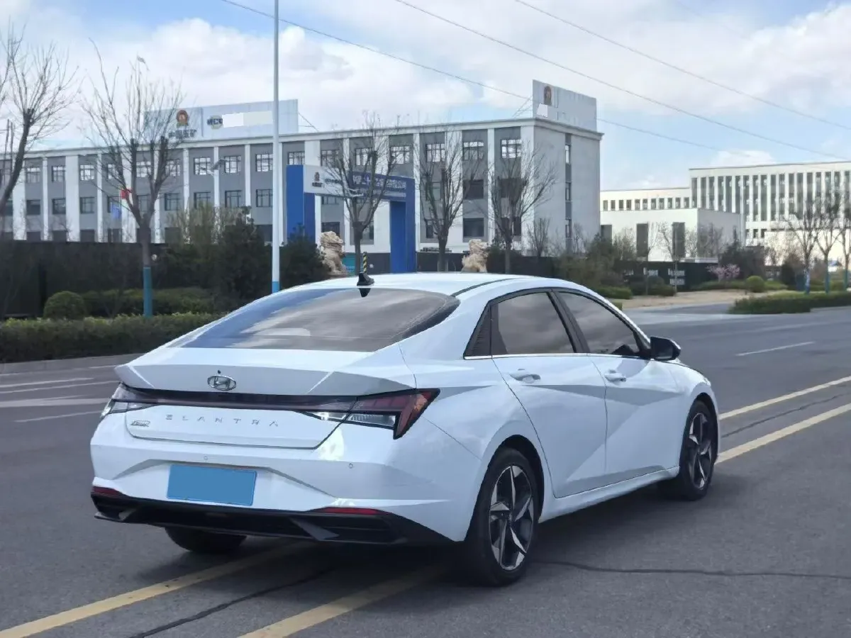 2022 Hyundai Elantra 1.5L 115HP L4 CVT,autocango,china used car exporter,china ev exporter,chinese used car exporter,chinese used ev exporter