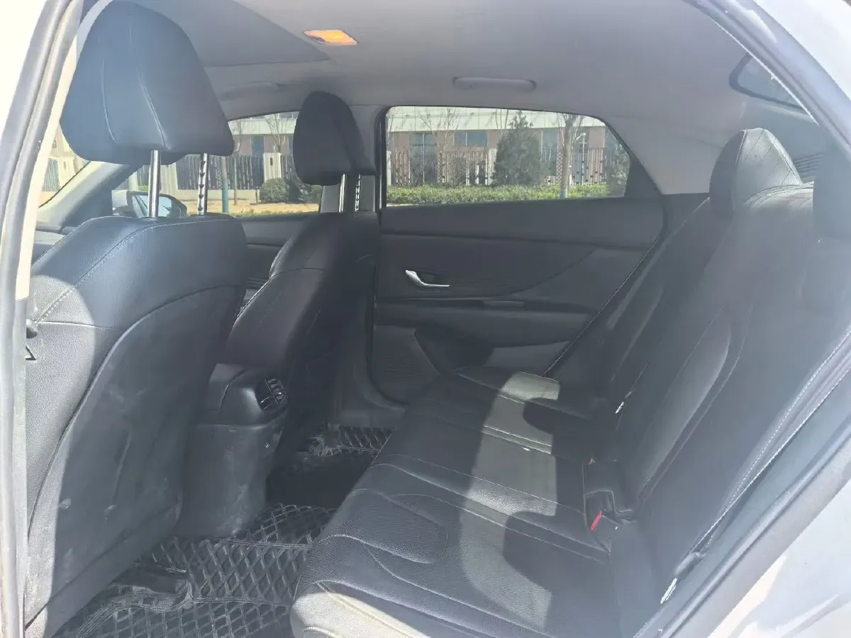 2022 Hyundai Elantra 1.5L 115HP L4 CVT,autocango,china used car exporter,china ev exporter,chinese used car exporter,chinese used ev exporter