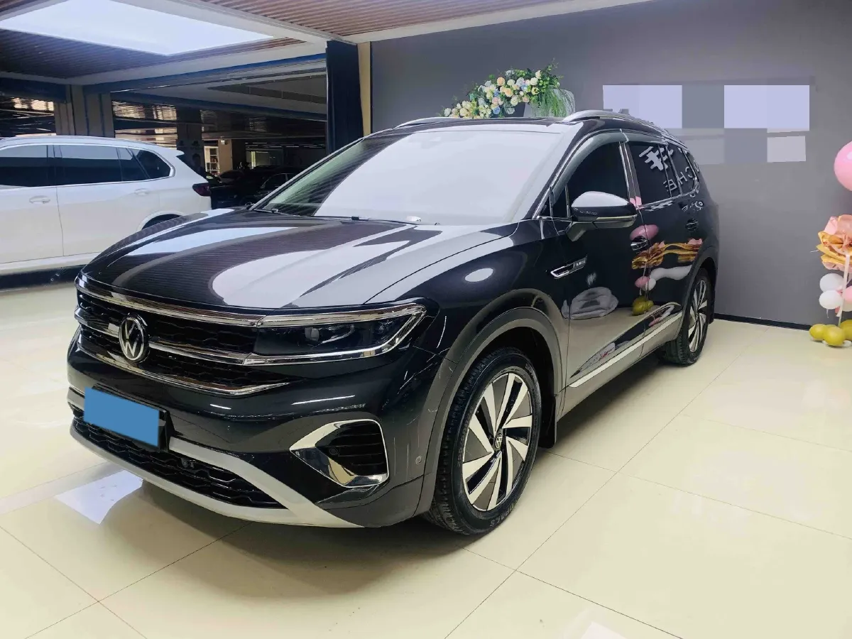 2021 Volkswagen Talagon 2.0T 220HP L4 7DCT,autocango,china used car exporter,china ev exporter,chinese used car exporter,chinese used ev exporter