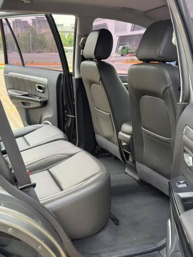 2018 Haval H5 Class 2.0T 190HP L4 6MT,autocango,china used car exporter,china ev exporter,chinese used car exporter,chinese used ev exporter