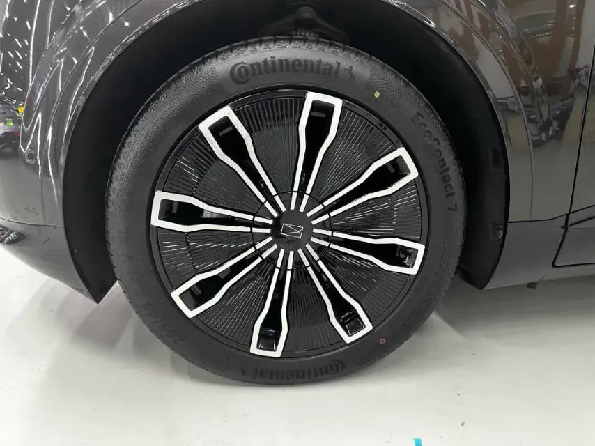 2024 Avatr 07 1.5T 156HP L4 REEV 39.05KWH,autocango,china used car exporter,china ev exporter,chinese used car exporter,chinese used ev exporter