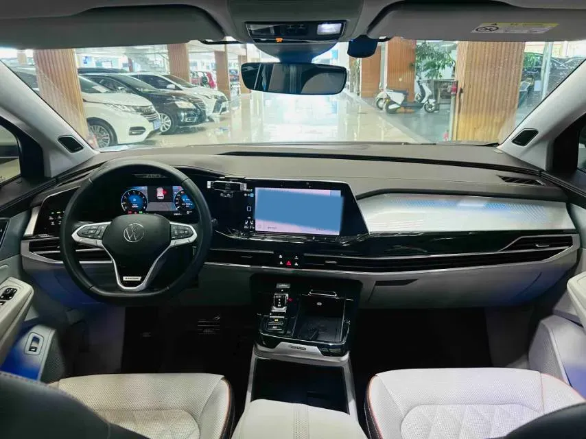 2023 Volkswagen Talagon 2.5T 299HP V6 7DCT,autocango,china used car exporter,china ev exporter,chinese used car exporter,chinese used ev exporter