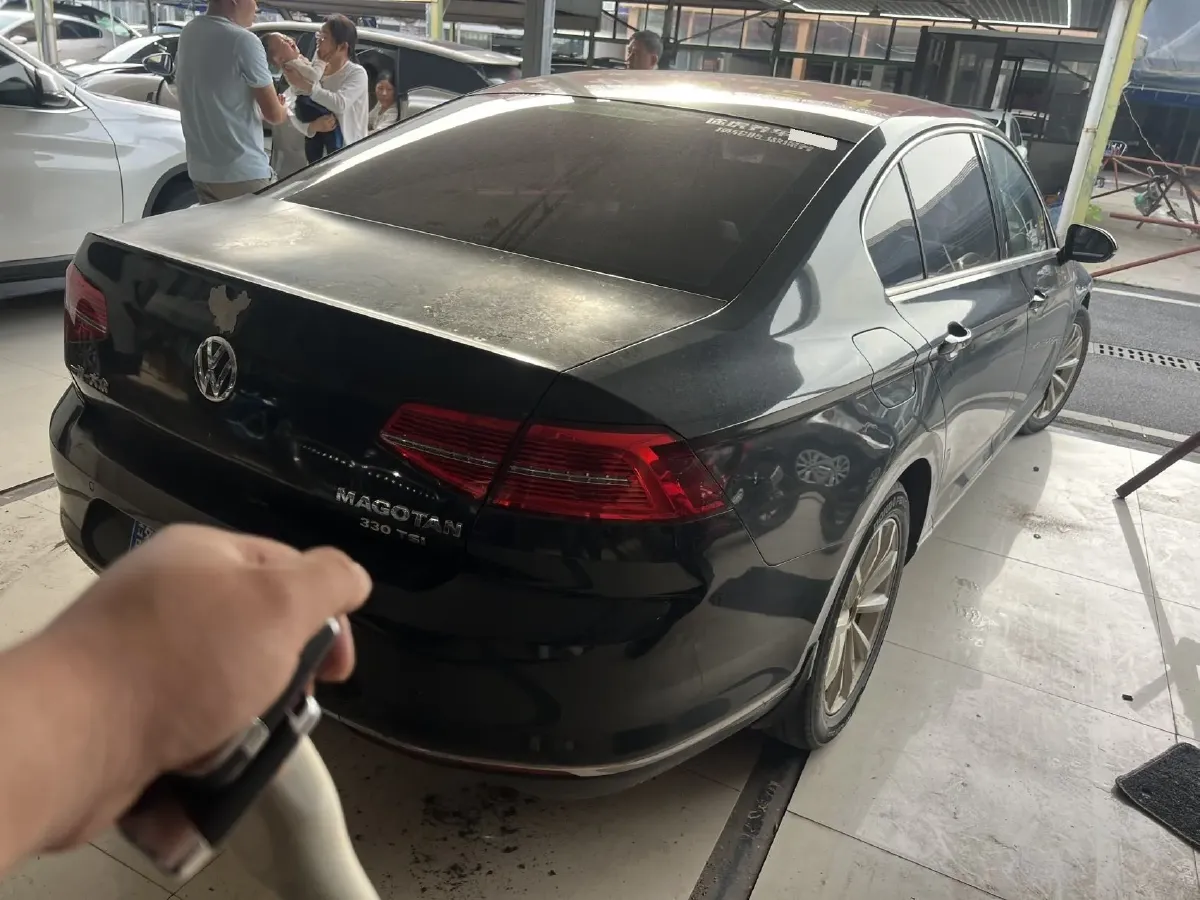 2018 Volkswagen Magotan 1.8T 180HP L4 7DCT,autocango,china used car exporter,china ev exporter,chinese used car exporter,chinese used ev exporter