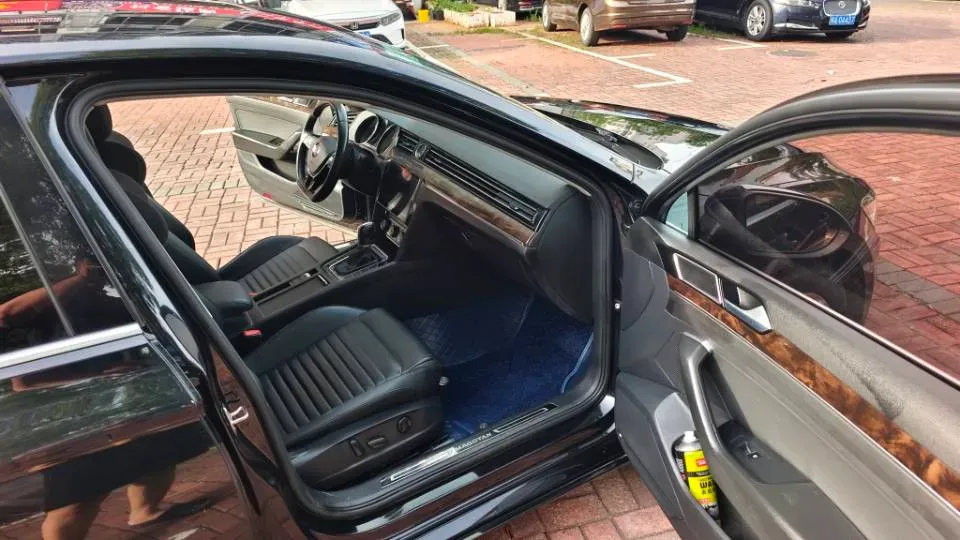 2018 Volkswagen Magotan 1.8T 180HP L4 7DCT,autocango,china used car exporter,china ev exporter,chinese used car exporter,chinese used ev exporter