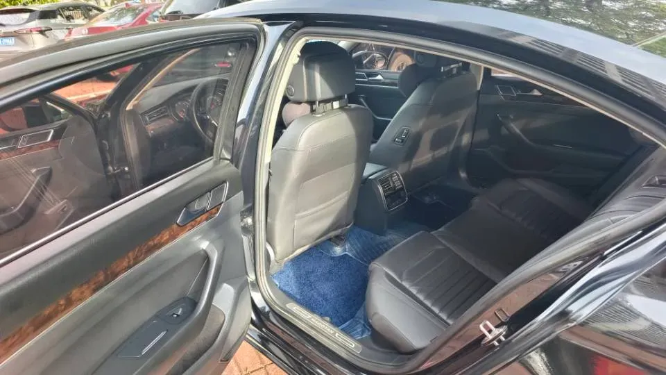 2018 Volkswagen Magotan 1.8T 180HP L4 7DCT,autocango,china used car exporter,china ev exporter,chinese used car exporter,chinese used ev exporter