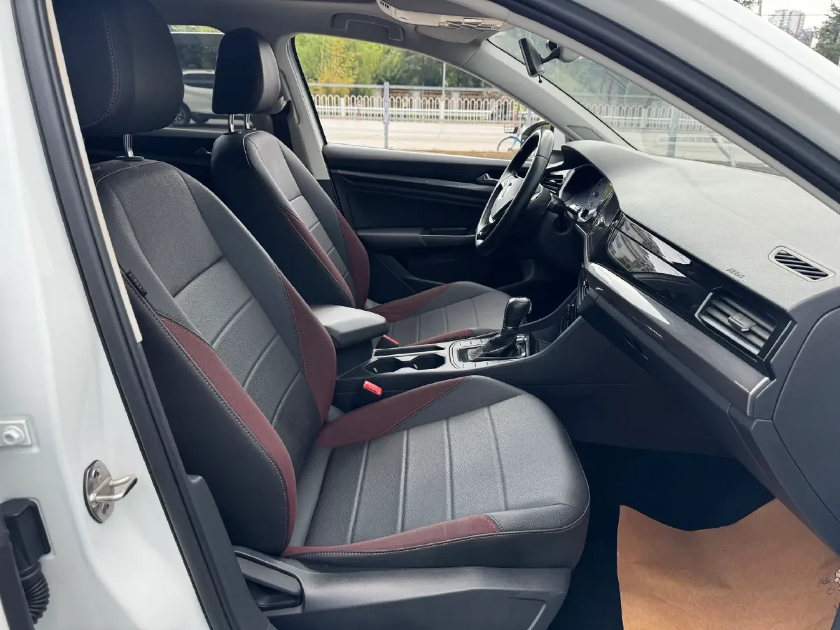 2021 Volkswagen Bora 1.2T 116HP L4 7DCT,autocango,china used car exporter,china ev exporter,chinese used car exporter,chinese used ev exporter