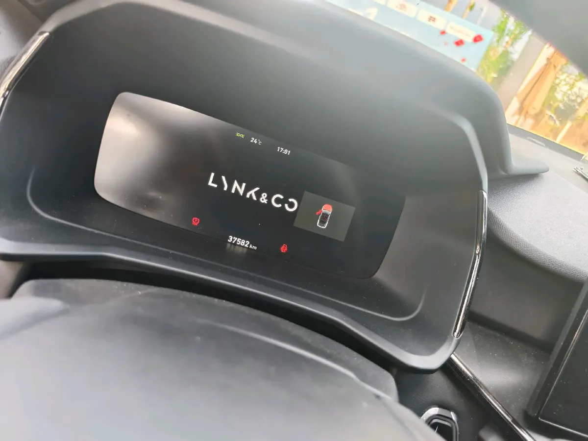 2023 LYNK&CO 06 1.5T 181HP L4 7DCT,autocango,china used car exporter,china ev exporter,chinese used car exporter,chinese used ev exporter