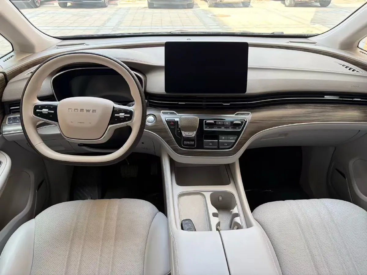 2025 Roewe iMAX8 1.5T 150HP L4 1DHT PHEV 24.7KWH,autocango,china used car exporter,china ev exporter,chinese used car exporter,chinese used ev exporter