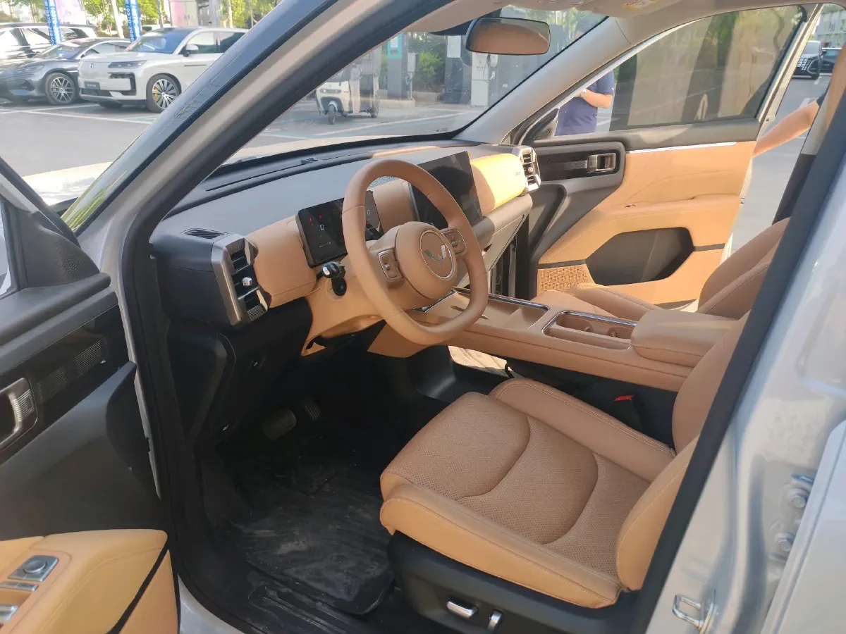 2026 WuLing XingGuang 560 EV 1.5L 106HP L4 E-CVT PHEV,autocango,china used car exporter,china ev exporter,chinese used car exporter,chinese used ev exporter