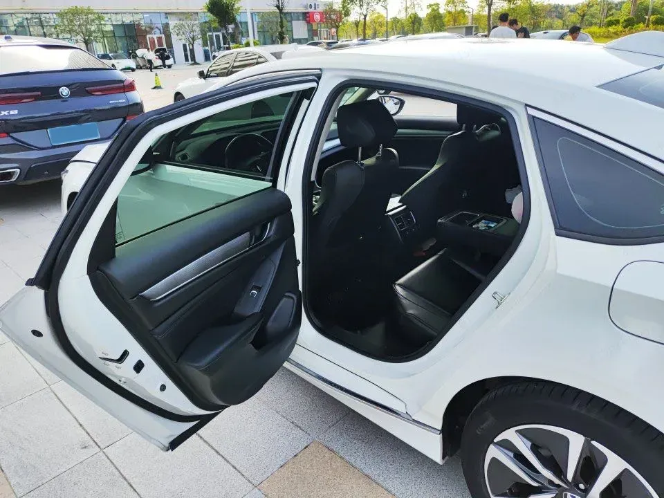 2022 Honda Accord 2.0L 146HP L4 E-CVT Hybrid,autocango,china used car exporter,china ev exporter,chinese used car exporter,chinese used ev exporter