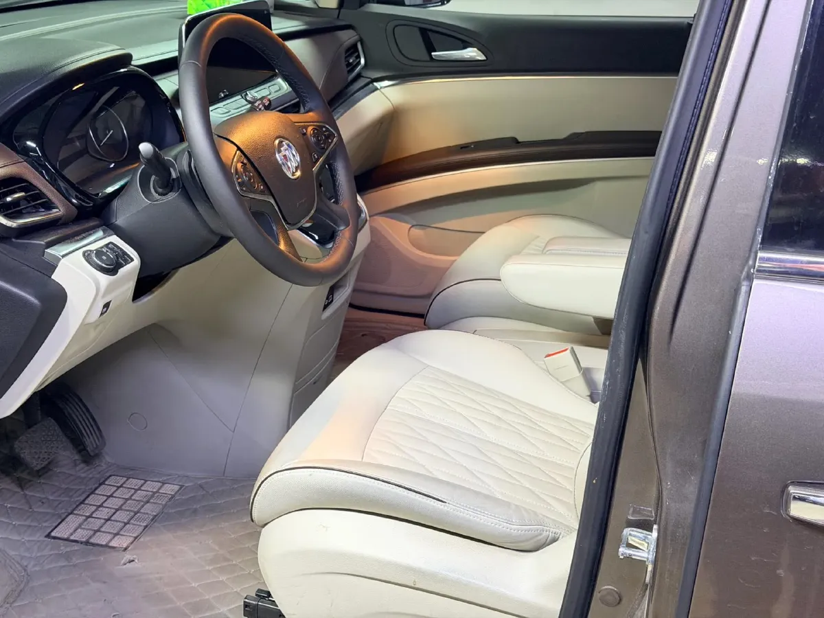 2021 Buick GL8 2.0T 237HP L4 9AT,autocango,china used car exporter,china ev exporter,chinese used car exporter,chinese used ev exporter