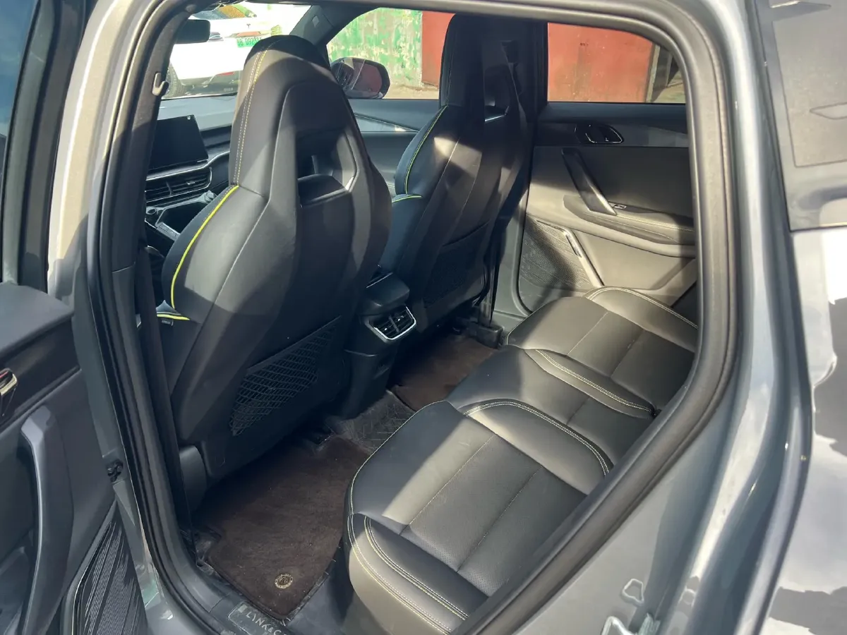 2023 LYNK&CO 06 1.5T 181HP L4 7DCT,autocango,china used car exporter,china ev exporter,chinese used car exporter,chinese used ev exporter