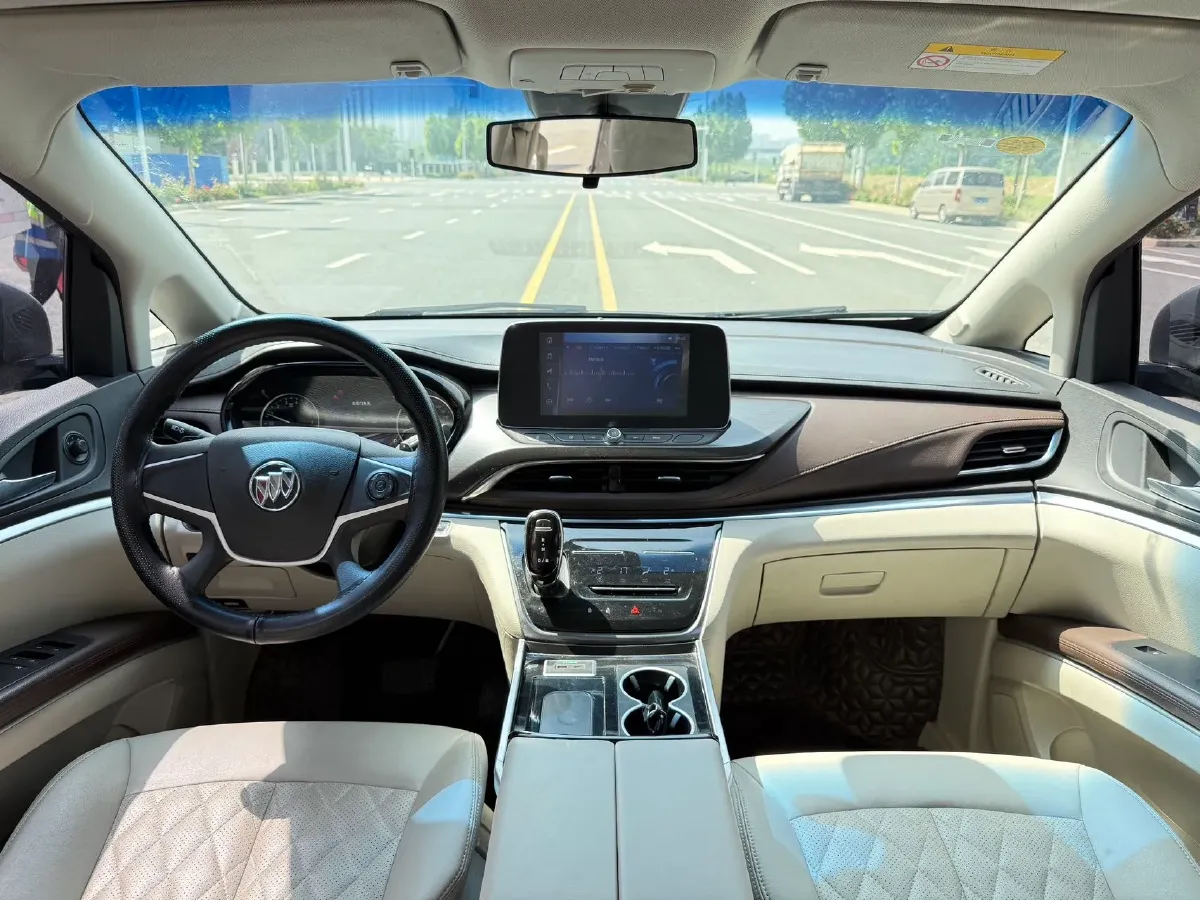 2021 Buick GL8 2.0T 237HP L4 9AT,autocango,china used car exporter,china ev exporter,chinese used car exporter,chinese used ev exporter