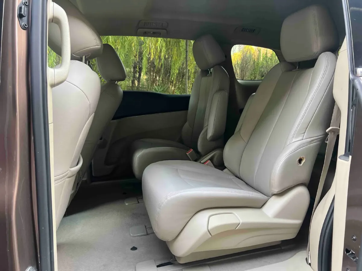 2018 Buick GL8 2.0T 260HP L4 6AT,autocango,china used car exporter,china ev exporter,chinese used car exporter,chinese used ev exporter