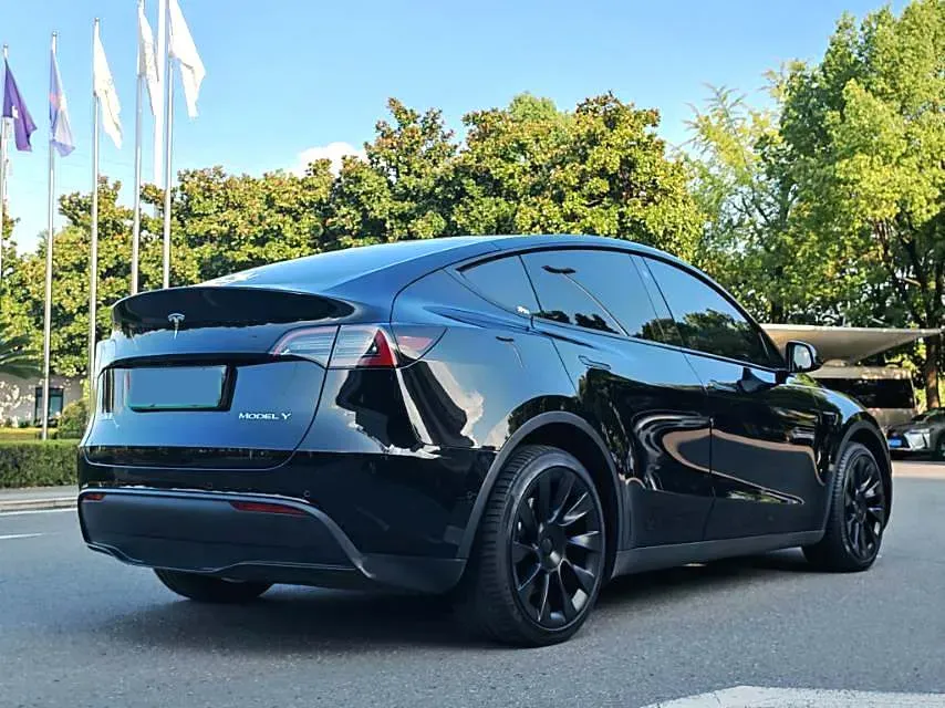 2022 Tesla Model Y BEV 60KWH,autocango,china used car exporter,china ev exporter,chinese used car exporter,chinese used ev exporter