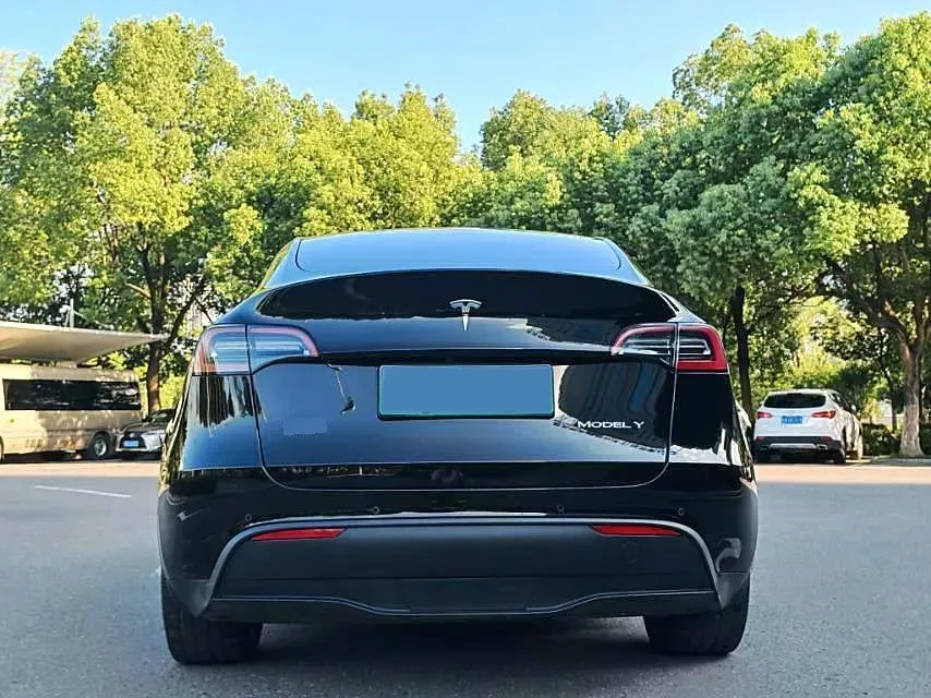 2022 Tesla Model Y BEV 60KWH,autocango,china used car exporter,china ev exporter,chinese used car exporter,chinese used ev exporter